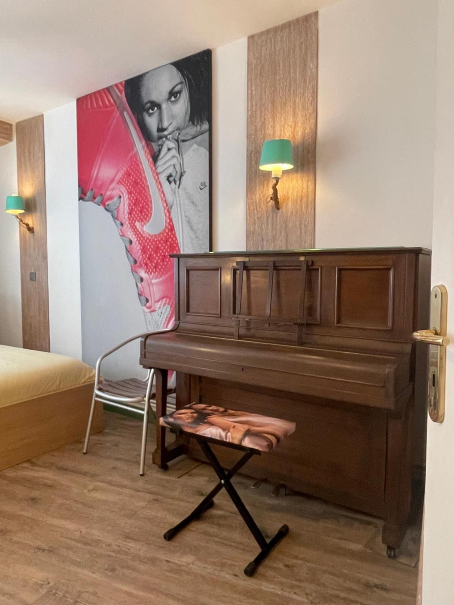 Red Flat Paris Apartment ภายนอก รูปภาพ