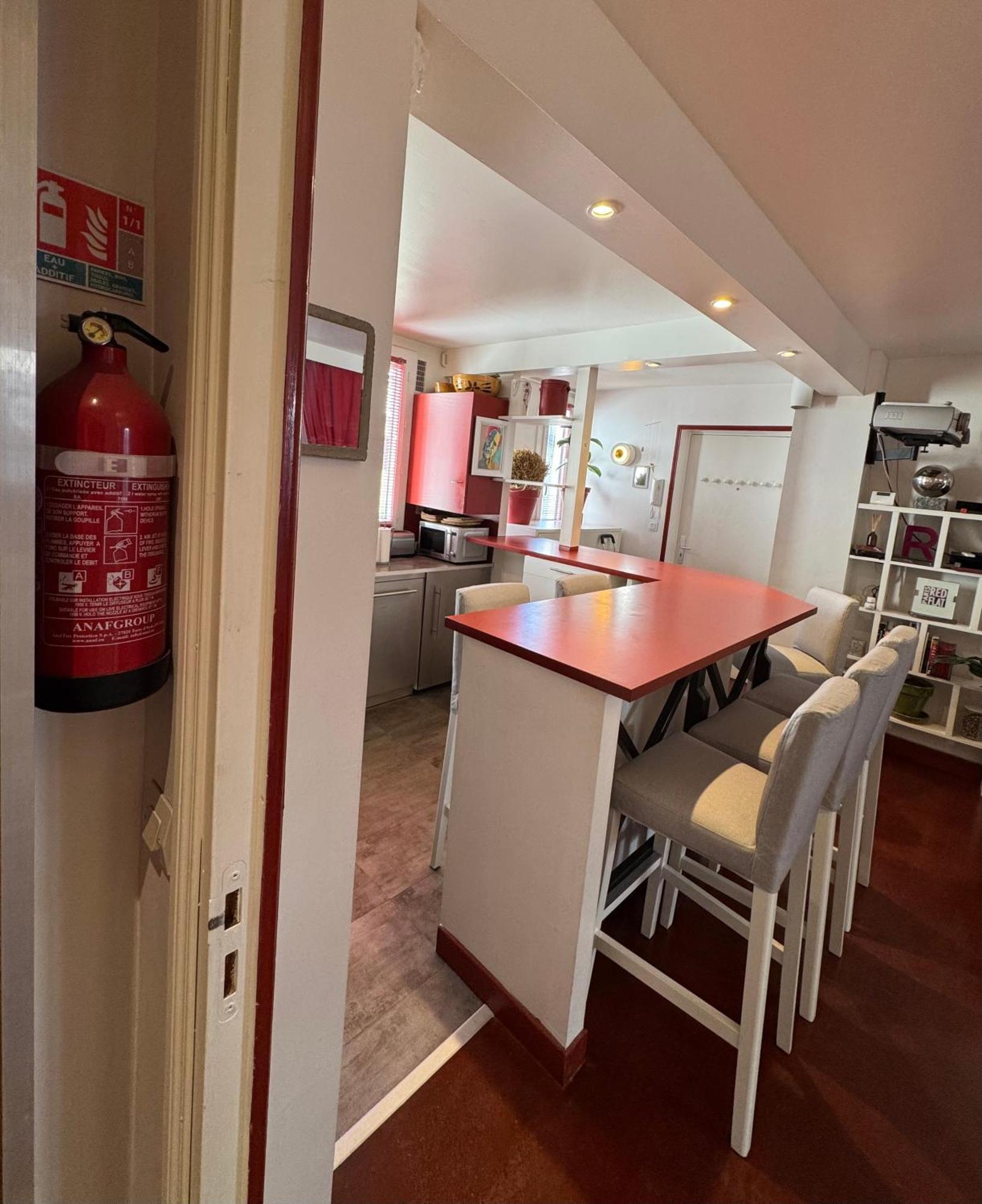 Red Flat Paris Apartment ภายนอก รูปภาพ